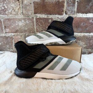 NIB Adidas Harden B/E 3 Basketball Shoes Black/White Size 6.5 Youth